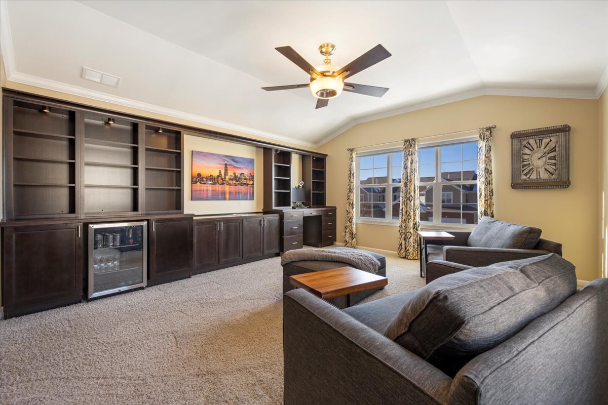 2939 Church Road Aurora, IL 60502 - Photo 13 of 31