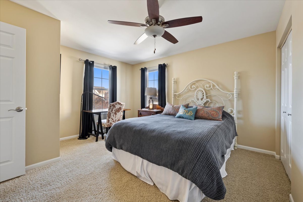 2939 Church Road Aurora, IL 60502 - Photo 14 of 31