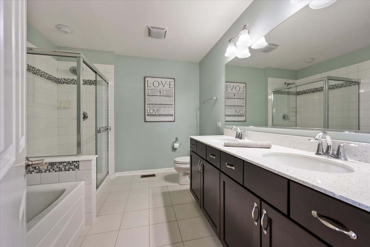 2939 Church Road Aurora, IL 60502 - Photo 19 of 31