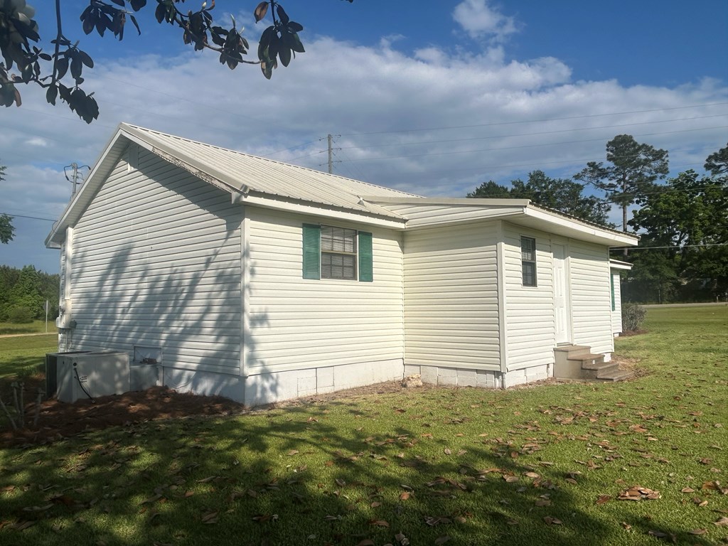2016 Iris Road Dothan, AL 36301 - Photo 9 of 42