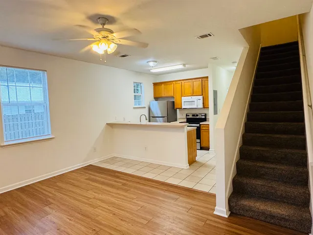 $1,600 | 924 Ashburn Drive, Unit 1, Tallahassee, FL 32301