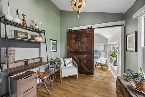$995,000 | 729 Sue Barnett Drive, Houston, TX 77018