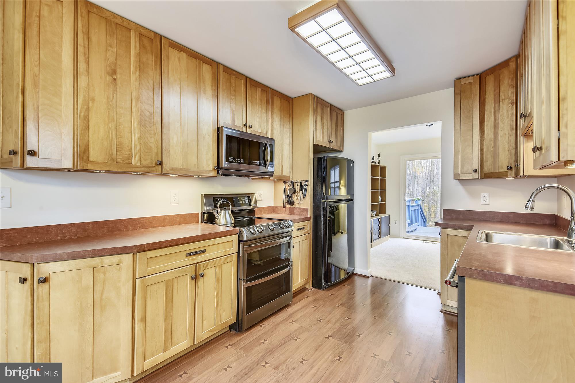 12406 Melmark Court Reston, VA 20191 - Photo 8 of 25