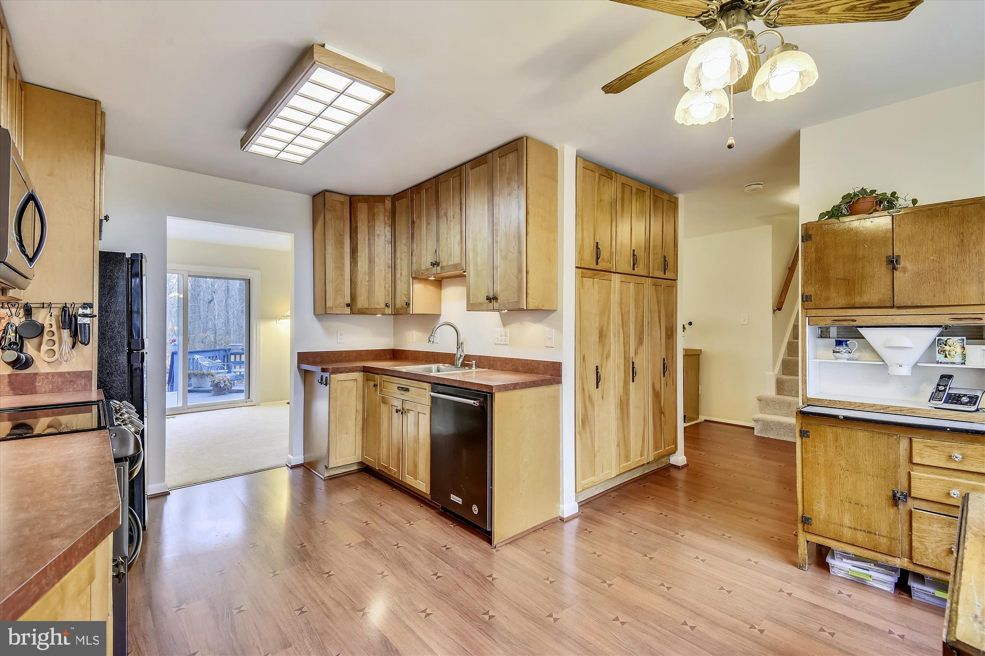12406 Melmark Court Reston, VA 20191 - Photo 9 of 25