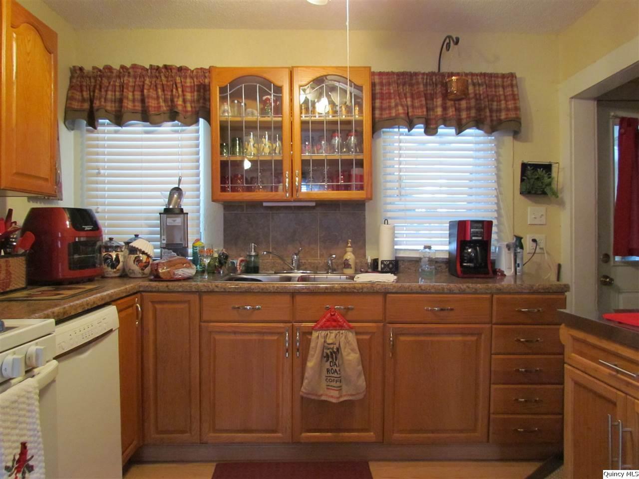 1805 Ripley Street Nauvoo, IL 62354 - Photo 6 of 14 Gallery Image 6
