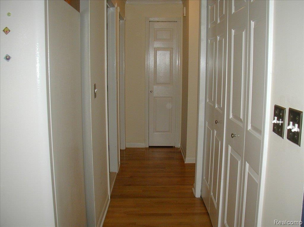3051 West Utica Road Utica, MI 48317 - Photo 7 of 11 uticahall2