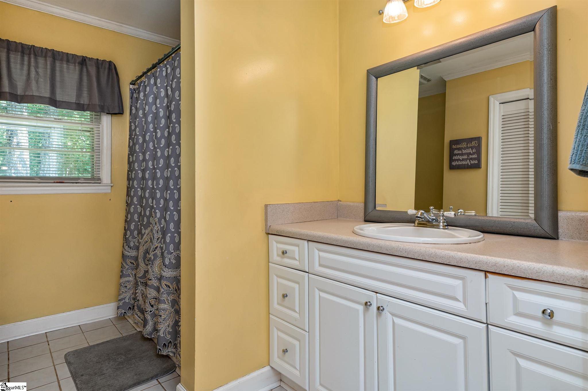 196 Ossie Hayes Road Pickens, SC 29671 - Photo 15 of 25