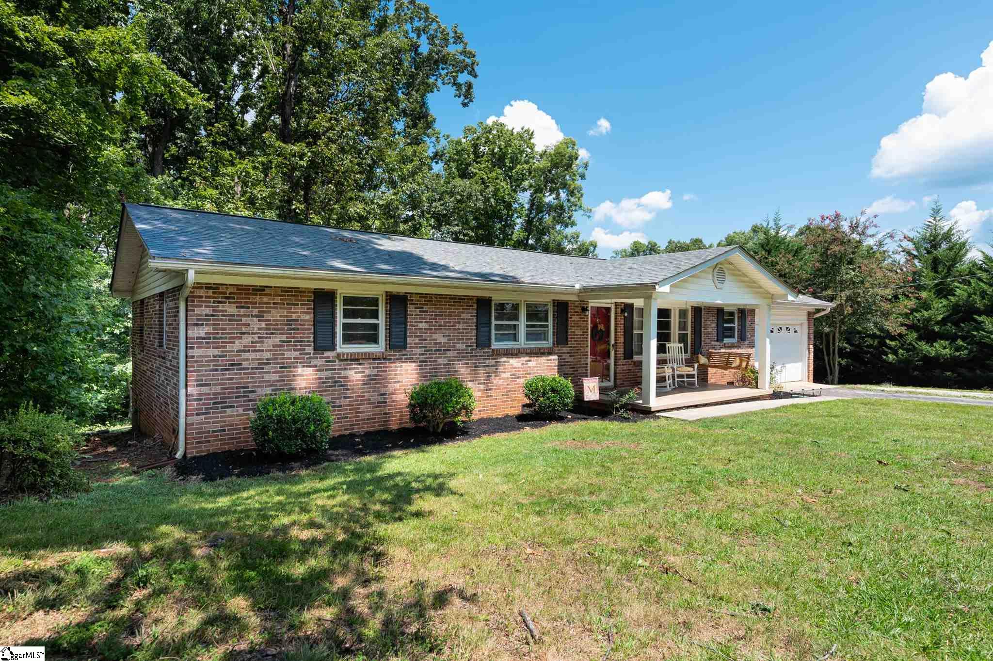 196 Ossie Hayes Road Pickens, SC 29671 - Photo 3 of 25