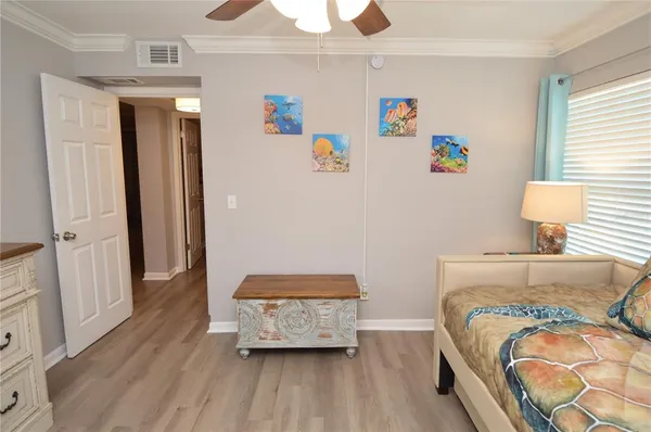 $4,500 | 4908 38th Way South, Unit 501, St. Petersburg, FL 33711