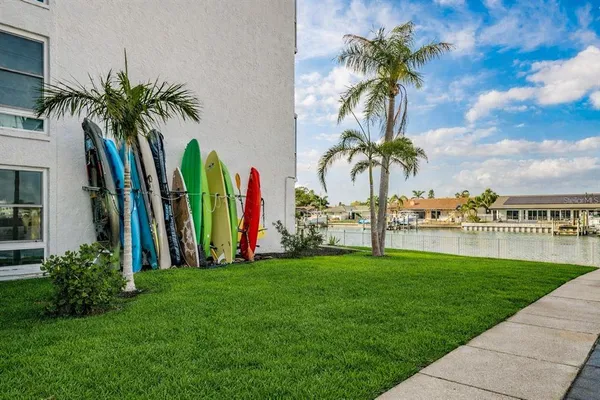 $4,500 | 4908 38th Way South, Unit 501, St. Petersburg, FL 33711