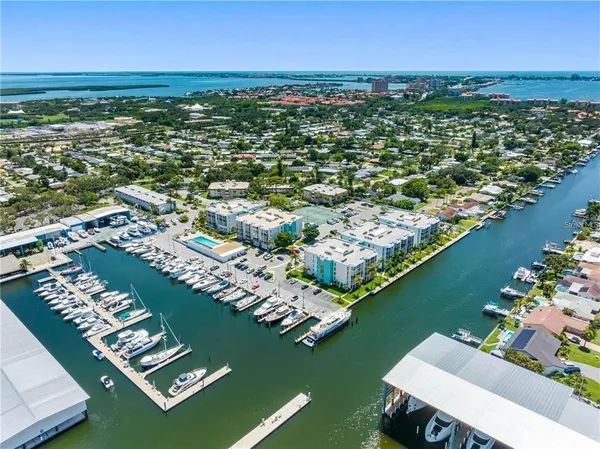 $4,500 | 4908 38th Way South, Unit 501, St. Petersburg, FL 33711
