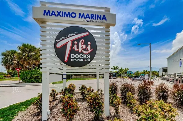 $4,500 | 4908 38th Way South, Unit 501, St. Petersburg, FL 33711