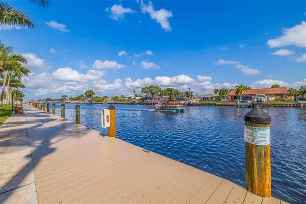 $4,500 | 4908 38th Way South, Unit 501, St. Petersburg, FL 33711