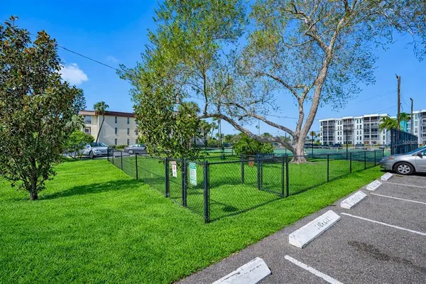 $4,500 | 4908 38th Way South, Unit 501, St. Petersburg, FL 33711