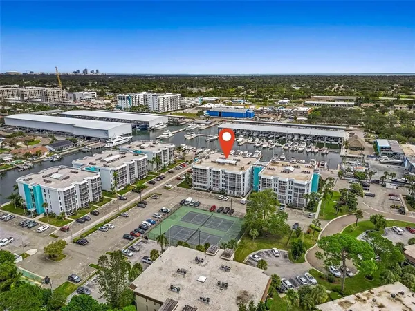 $4,500 | 4908 38th Way South, Unit 501, St. Petersburg, FL 33711