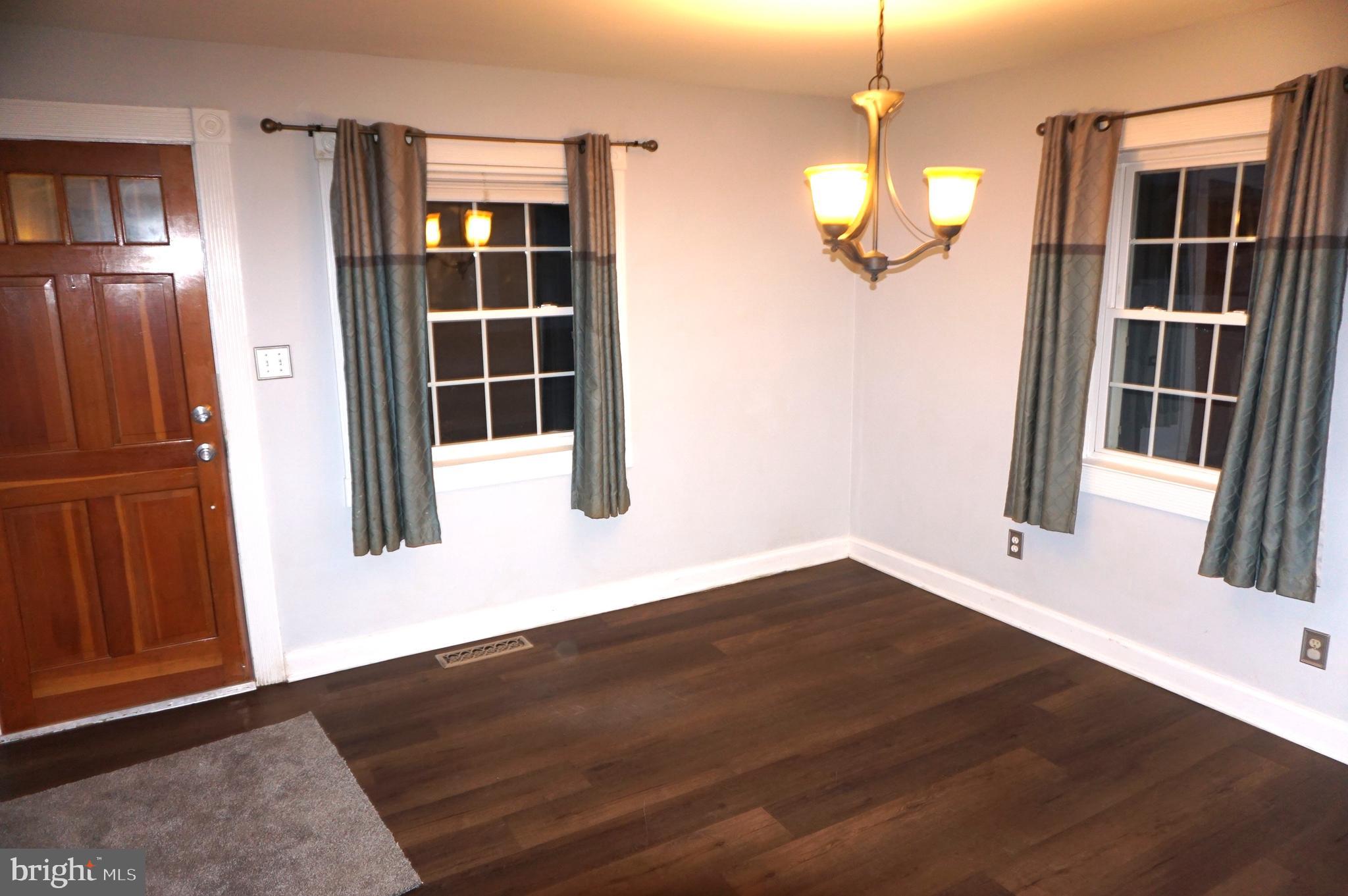 255 Marshall Avenue Hamilton, NJ 08619 - Photo 5 of 35 2 Windows to let in natural light in LR