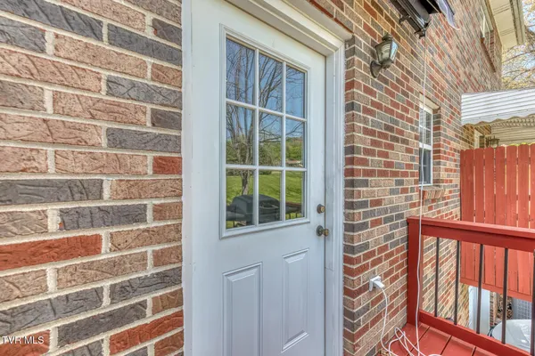 $185,000 | 904 Kendrick Creek Road, Unit 5, Kingsport, TN 37663