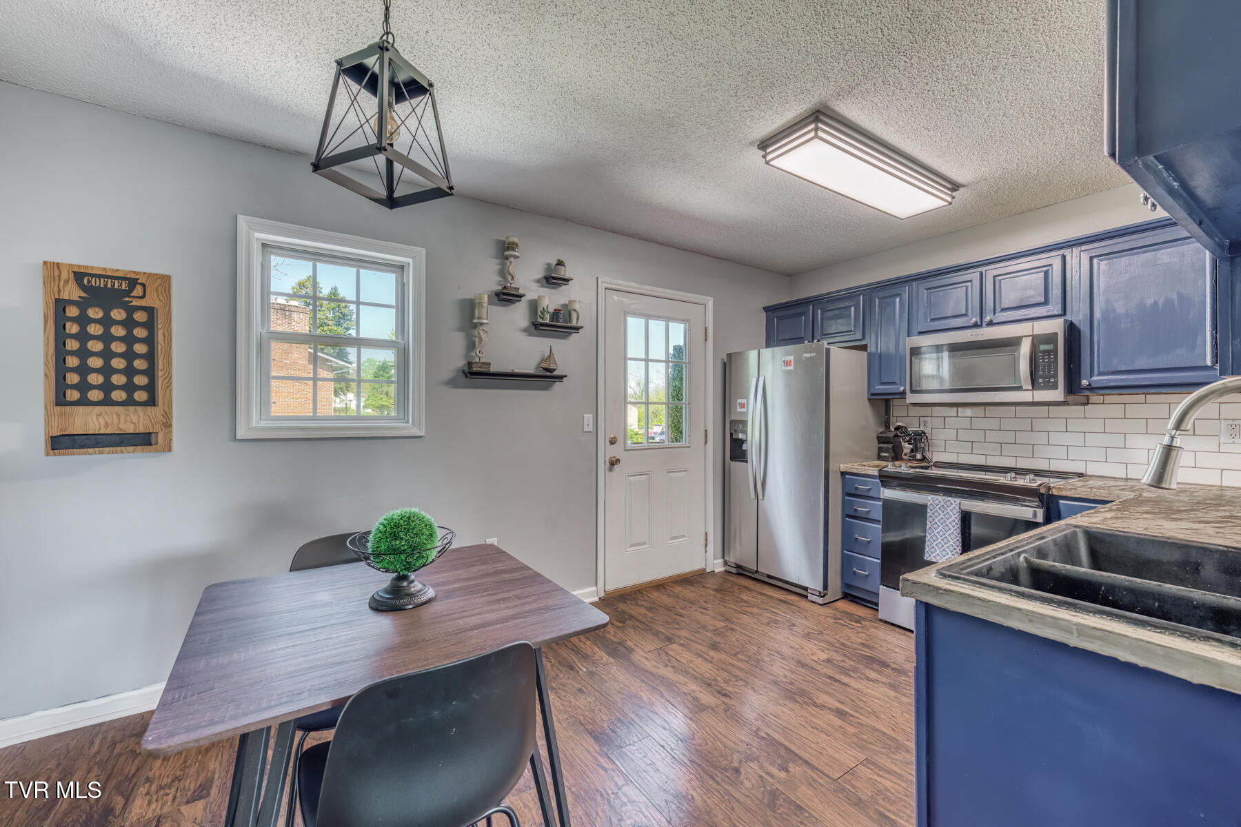 904 Kendrick Creek Road, Unit 5 Kingsport, TN 37663 - Photo 9 of 25 904 Kendrick Creek Rd., #5-9