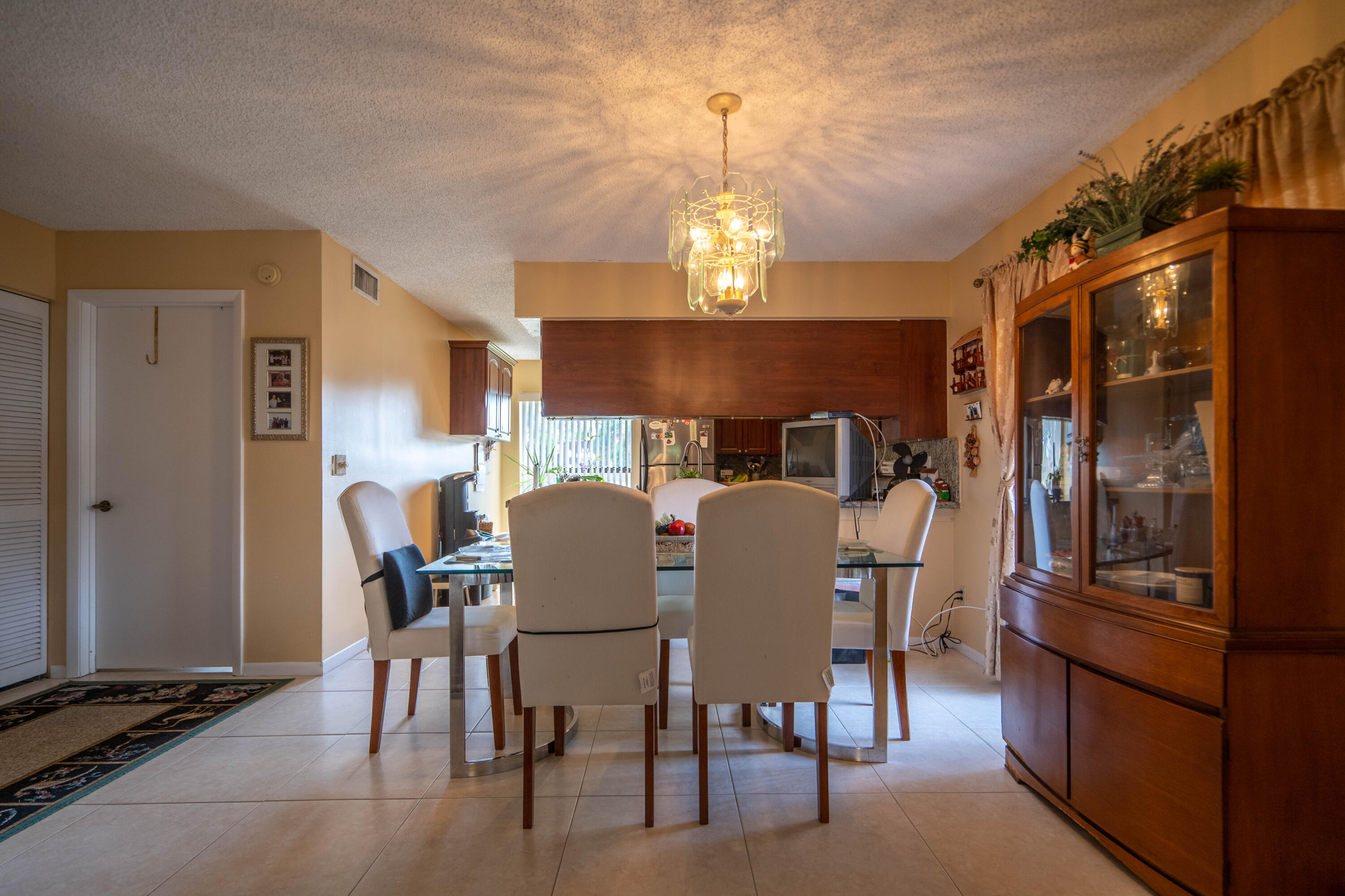 8252 Boca Rio Drive Boca Raton, FL 33433 - Photo 7 of 41 DSC07771-HDR