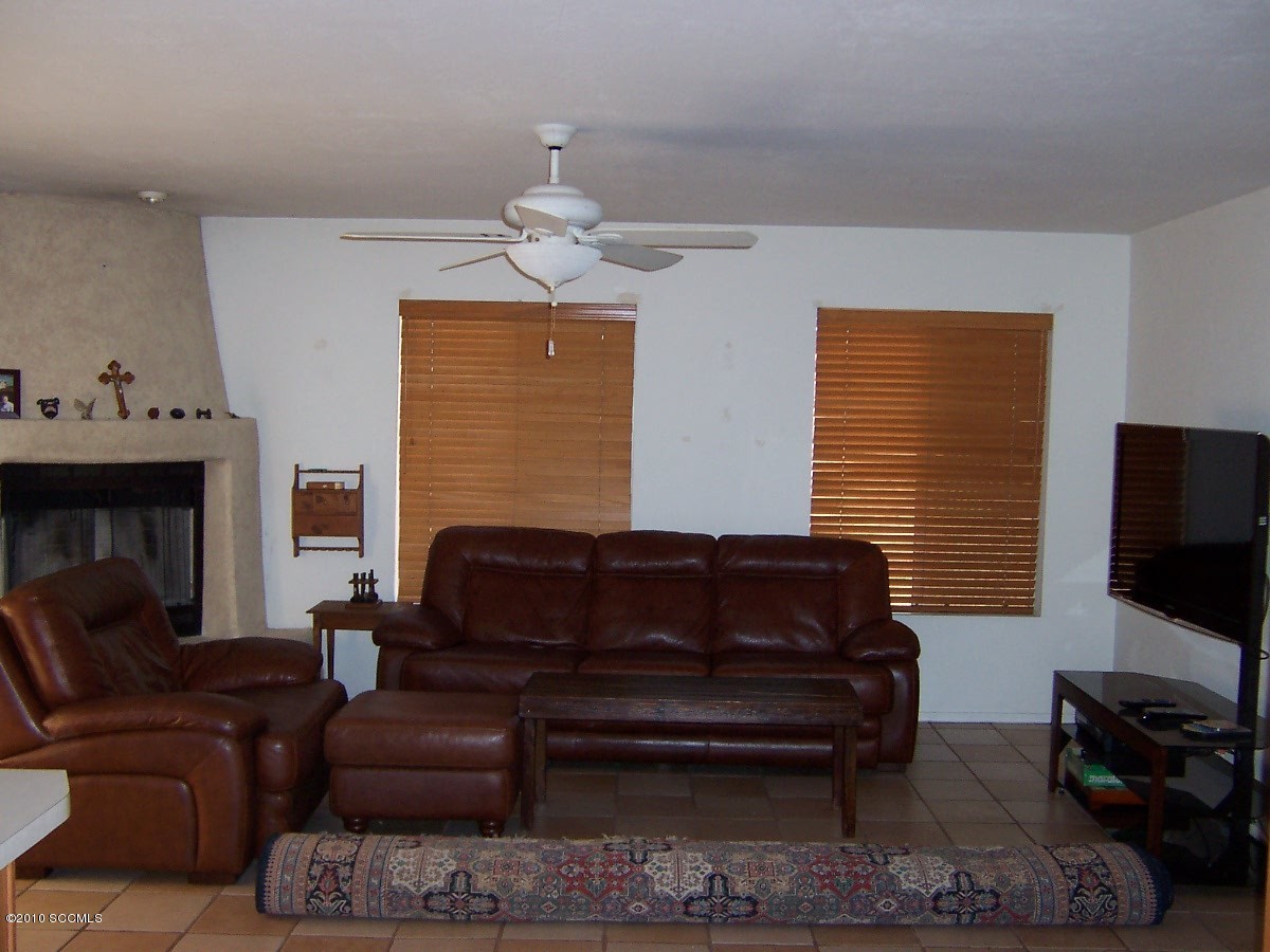 436 Rio Rico Drive Rio Rico, AZ 85648 - Photo 7 of 23