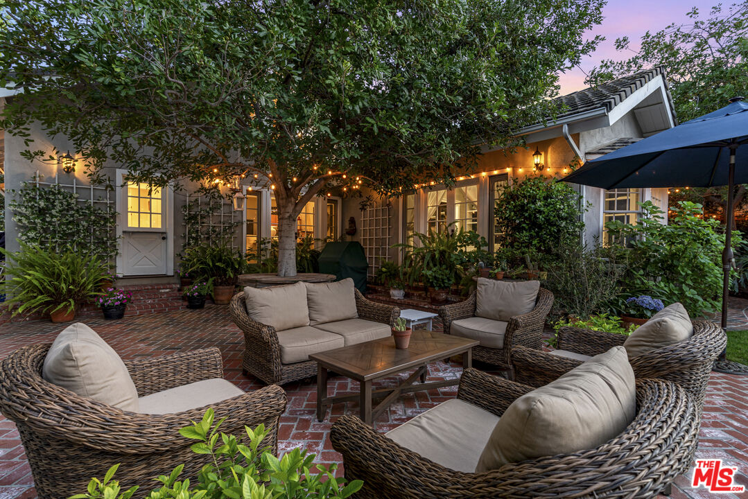 16731 Morrison Street Encino, CA 91436 - Photo 39 of 44
