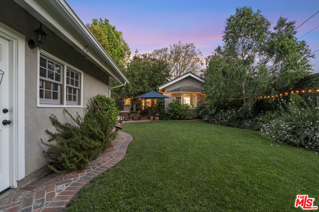 16731 Morrison Street Encino, CA 91436 - Photo 40 of 44