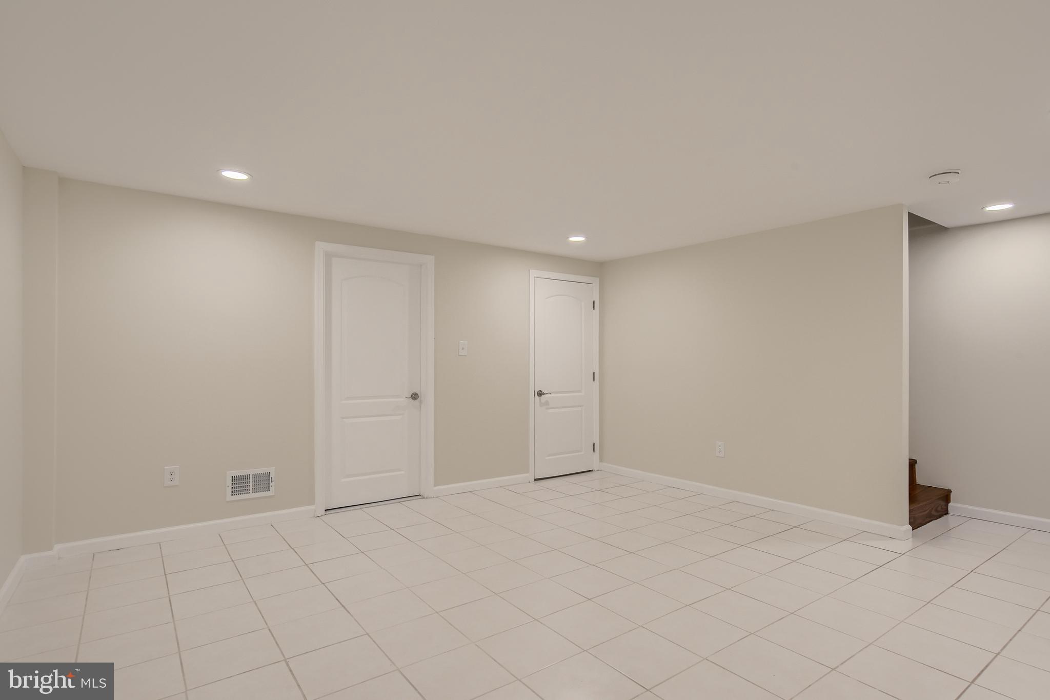 7110 Heathfield Road Baltimore, MD 21212 - Photo 22 of 28