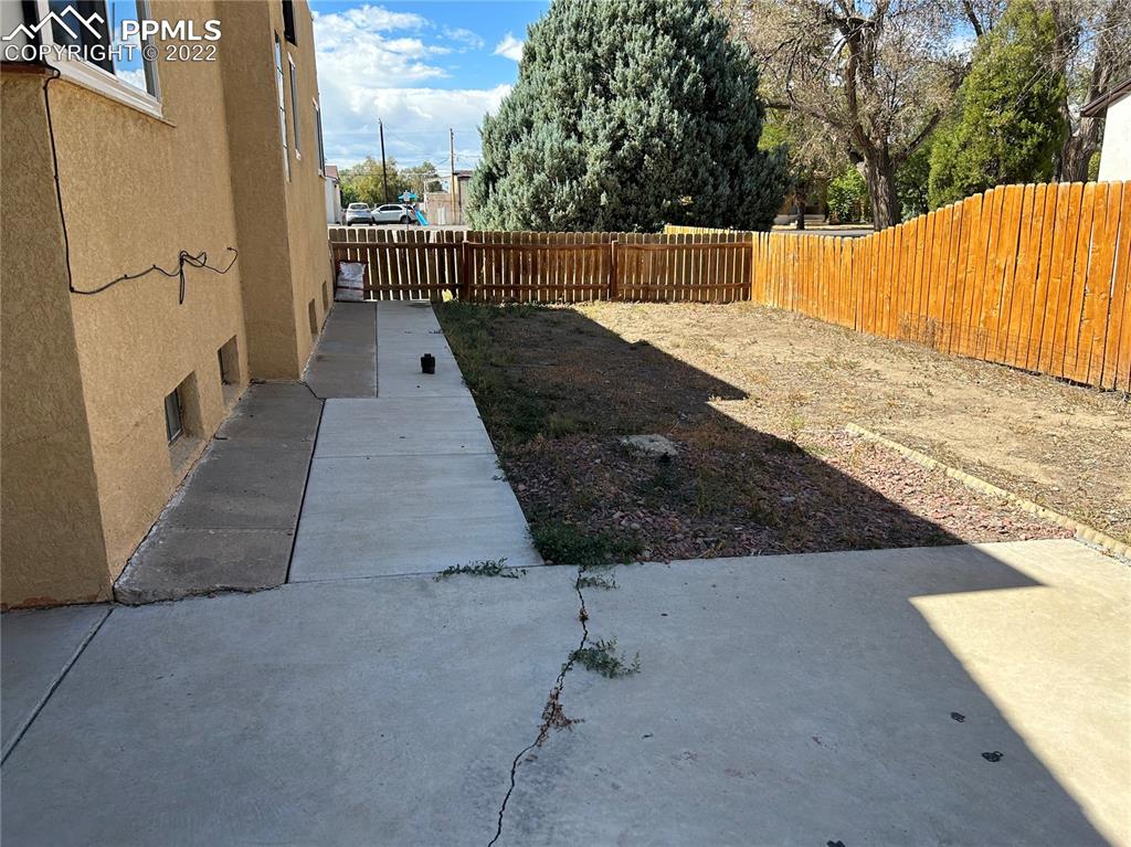 2906 High Street Pueblo, CO 81008 - Photo 25 of 25 a view of a backyard