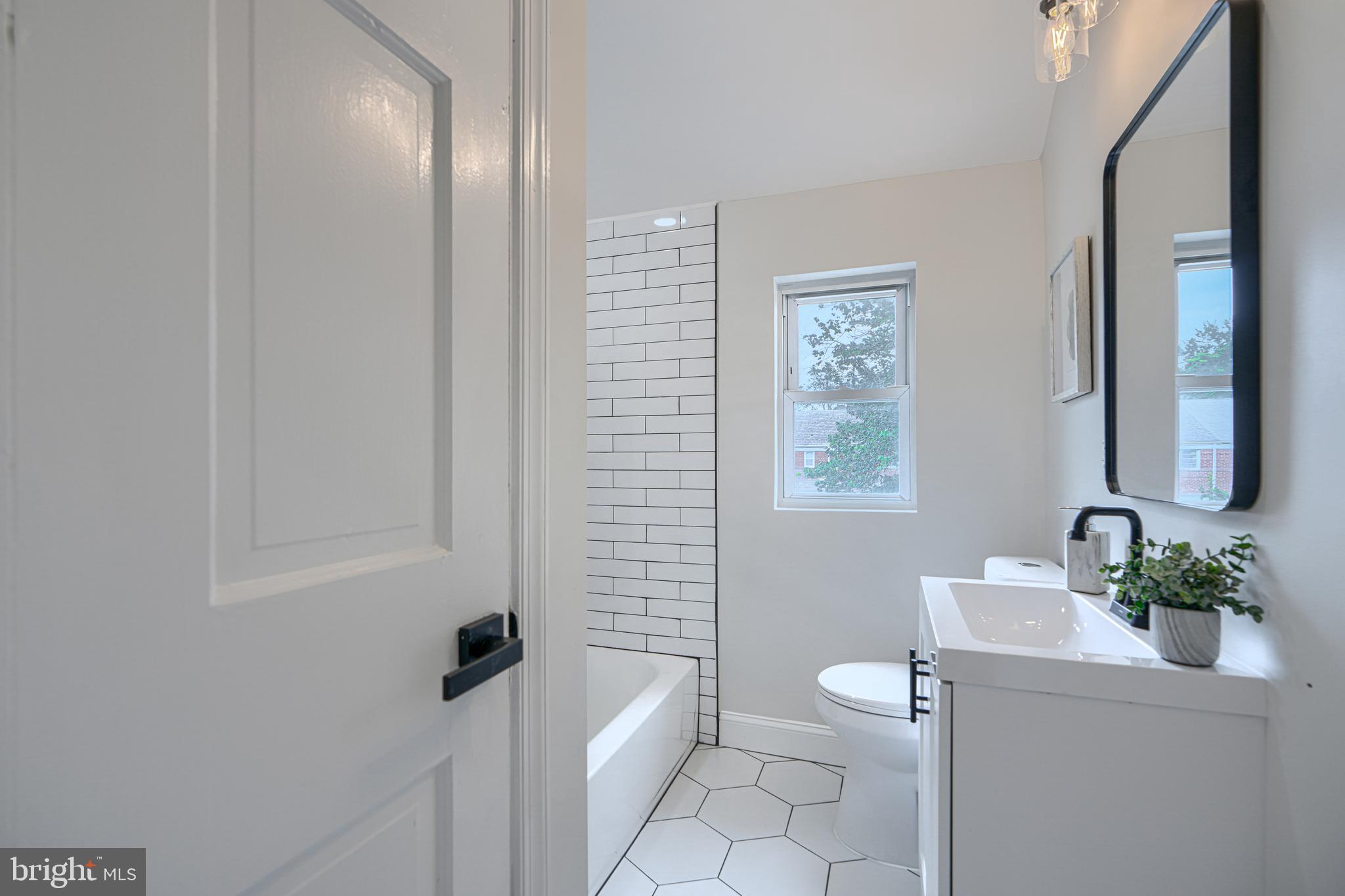 260 Ridge Avenue Towson, MD 21286 - Photo 19 of 39