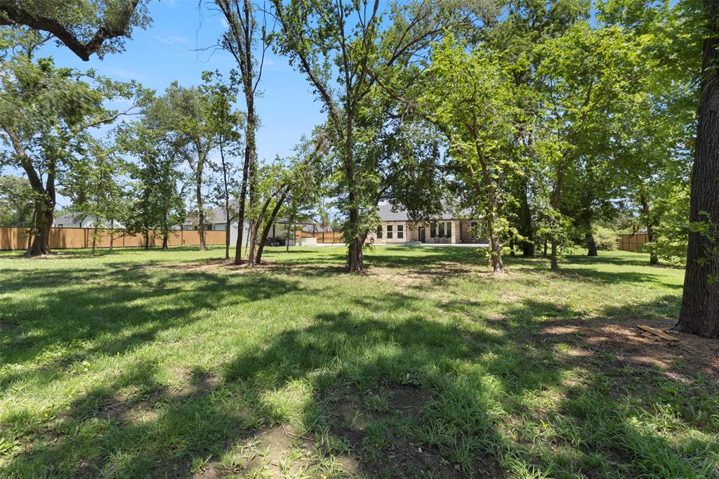 904 Taylor Branch Springtown, TX 76082 - Photo 33 of 37