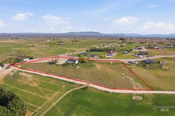 $760,000 | 3941 Vista Ridge Lane, New Plymouth, ID 83655