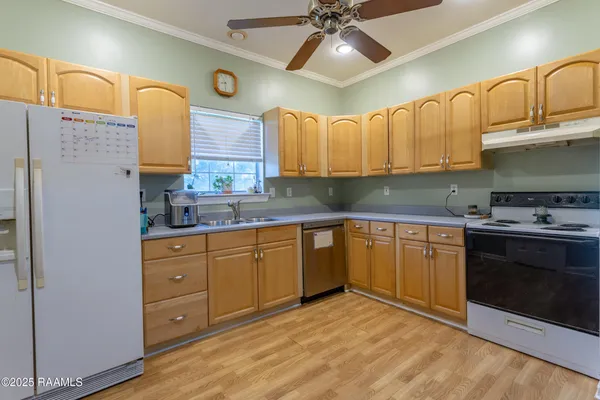 $245,000 | 115 Burton Sonnier Lane, Rayne, LA 70578