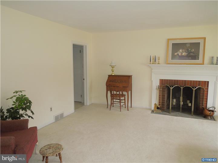 24 Shellburne Drive Wilmington, DE 19803 - Photo 4 of 20