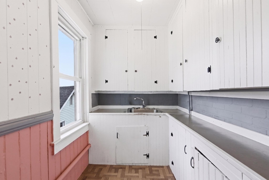 214 High Street Webster, MA 01570 - Photo 20 of 42