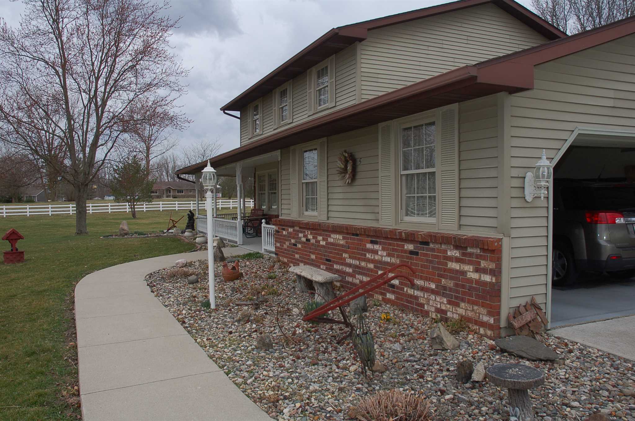 14705 Auburn Road Fort Wayne, IN 46845 - Photo 2 of 15