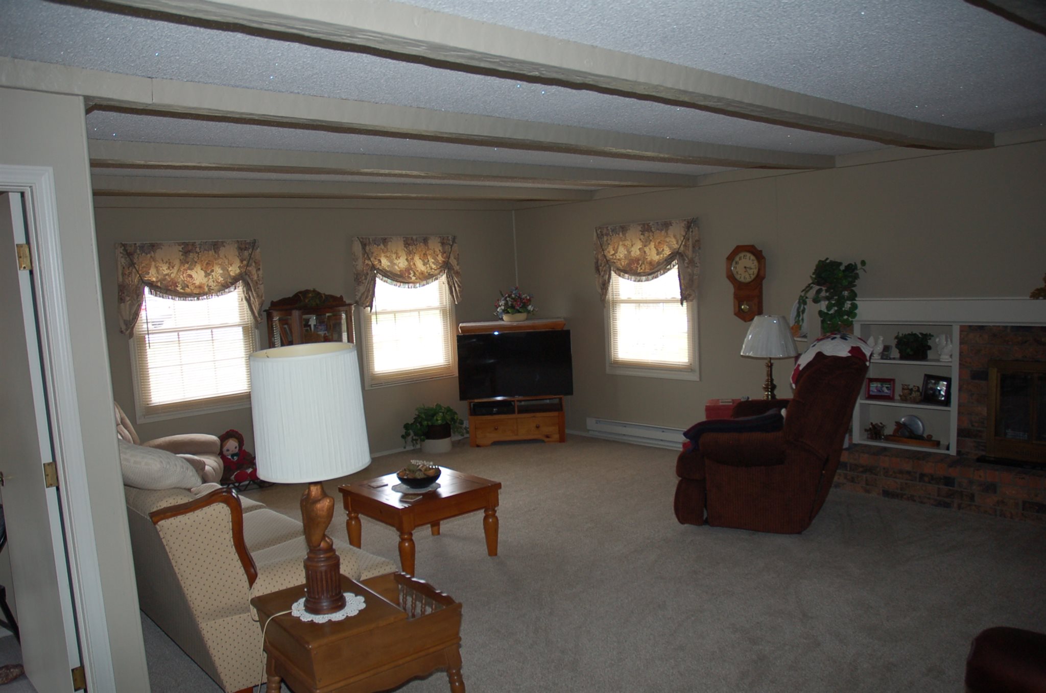 14705 Auburn Road Fort Wayne, IN 46845 - Photo 12 of 15