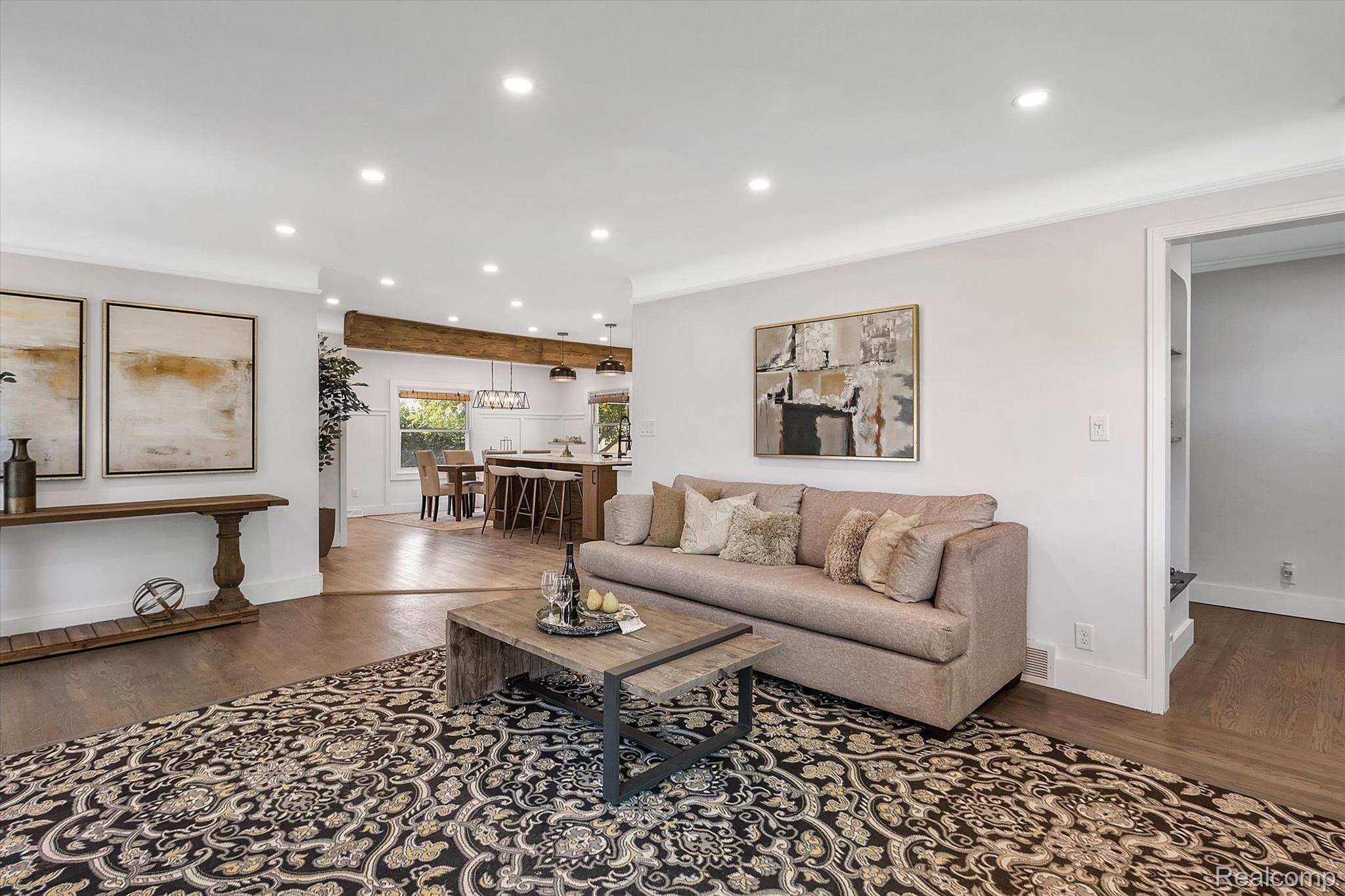 403 Touraine Road Grosse Pointe, MI 48236 - Photo 10 of 50 Gallery Image 10