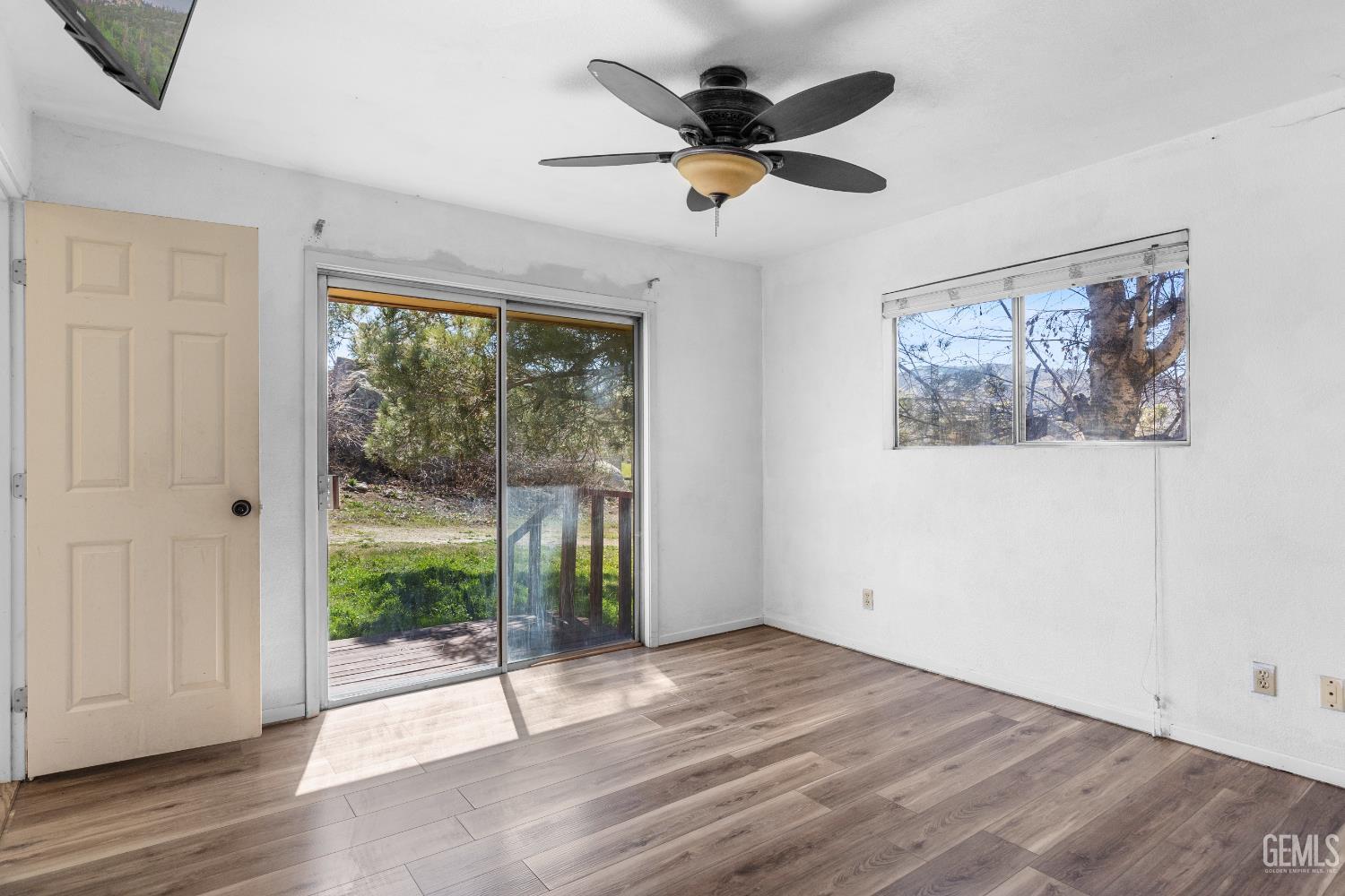 Undisclosed Address Tehachapi, CA 93561 - Photo 21 of 36