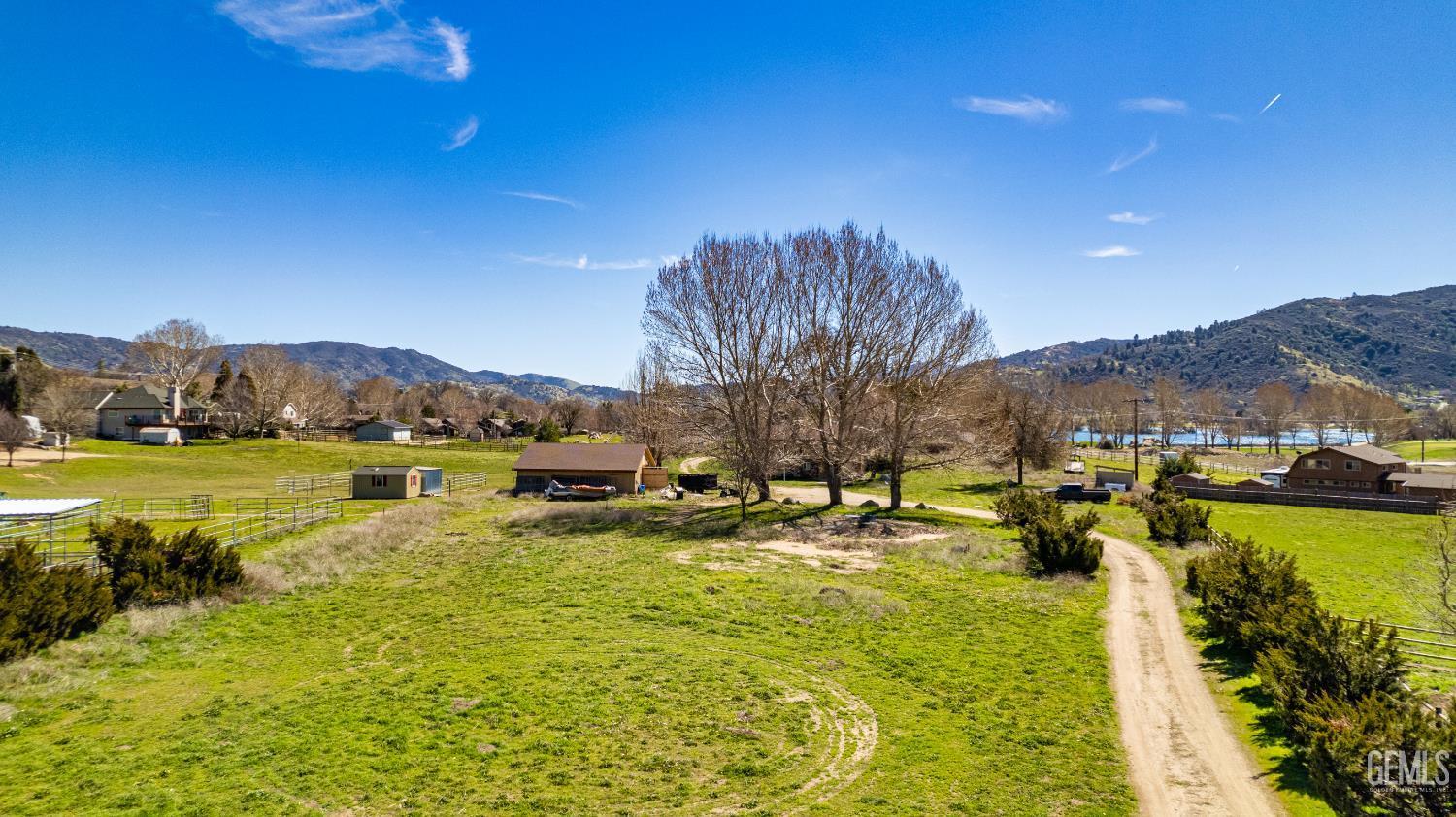 Undisclosed Address Tehachapi, CA 93561 - Photo 31 of 36