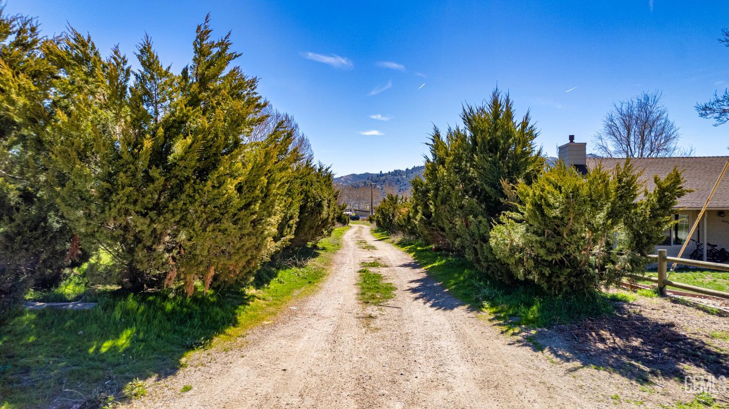 Undisclosed Address Tehachapi, CA 93561 - Photo 32 of 36