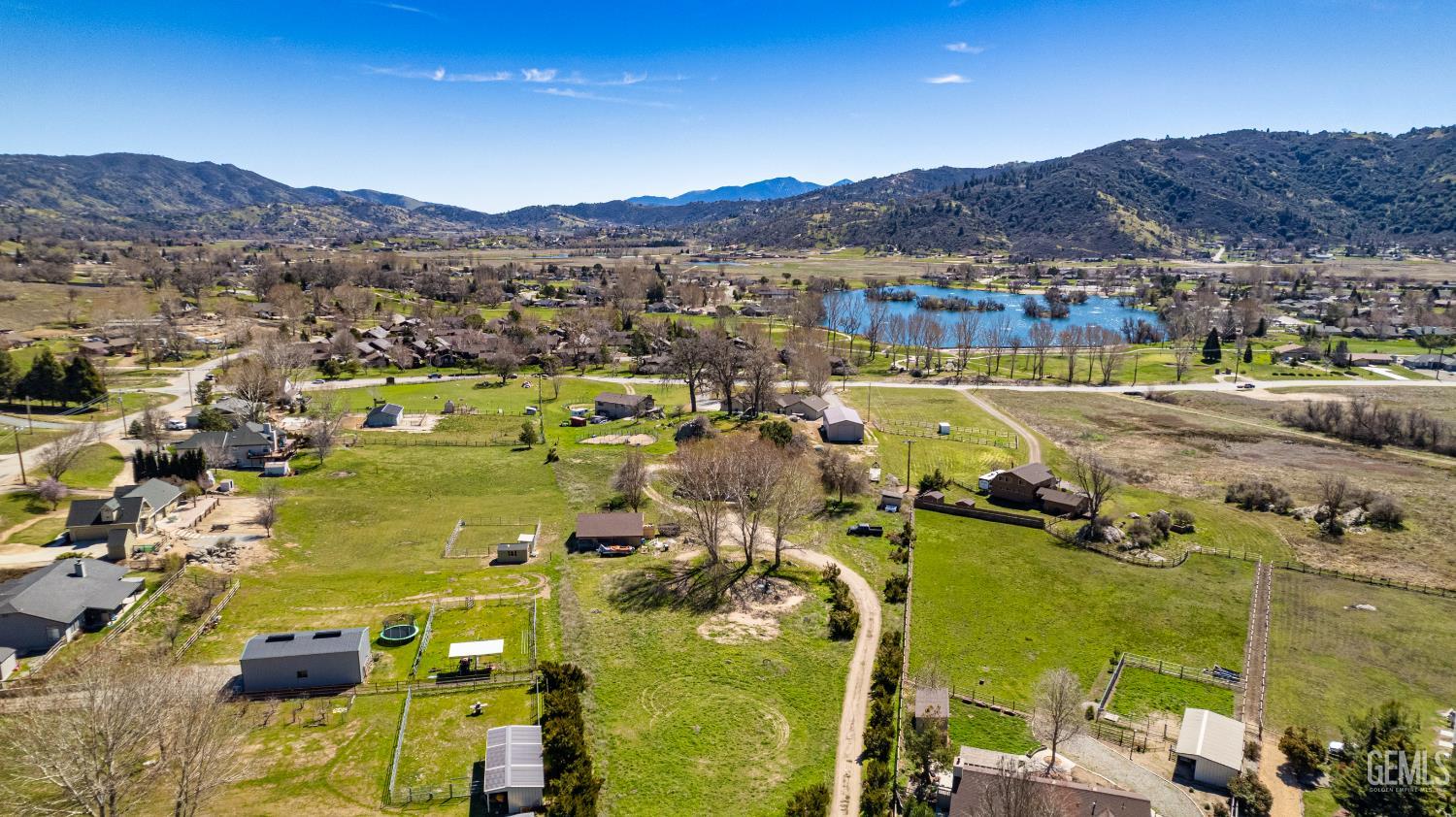 Undisclosed Address Tehachapi, CA 93561 - Photo 35 of 36