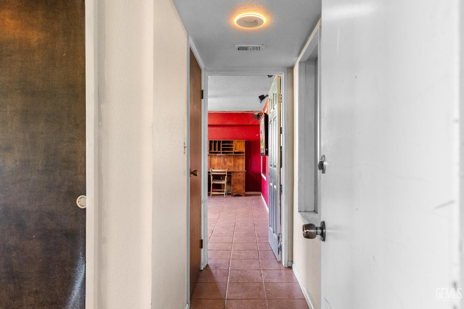 Undisclosed Address Tehachapi, CA 93561 - Photo 7 of 36
