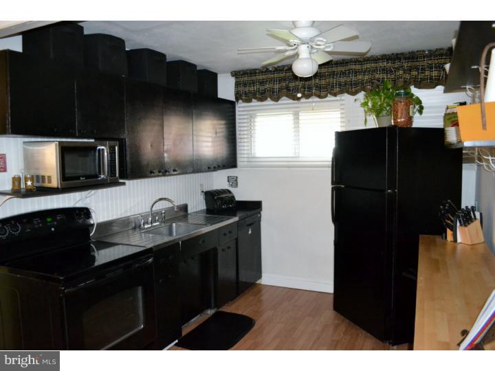 15 Idolstone Road Levittown, PA 19057 - Photo 7 of 23 Gallery Image 7