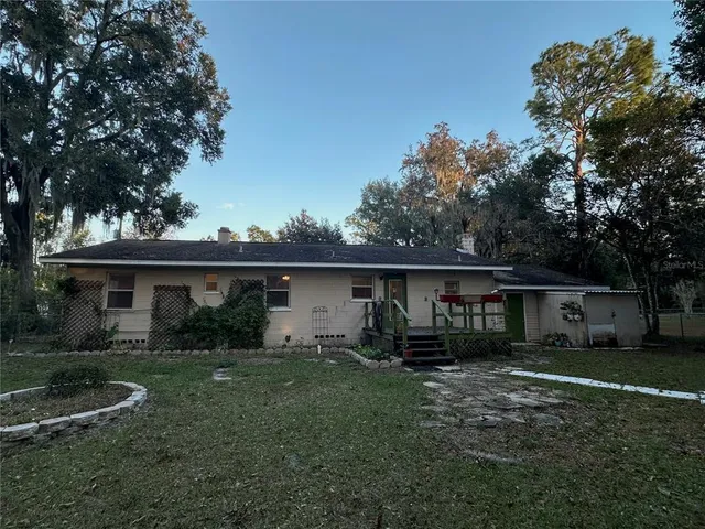 front view of house with a yard