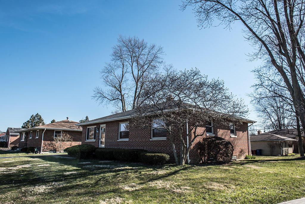 1362 Erickson Road Columbus, OH 43227 - Photo 3 of 29 Gallery Image 3