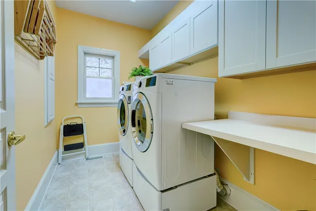 $639,900 | 1 Harrington Drive, Perinton, NY 14450