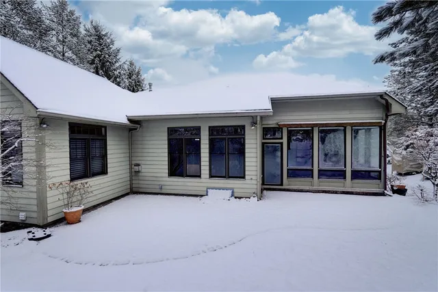 $639,900 | 1 Harrington Drive, Perinton, NY 14450