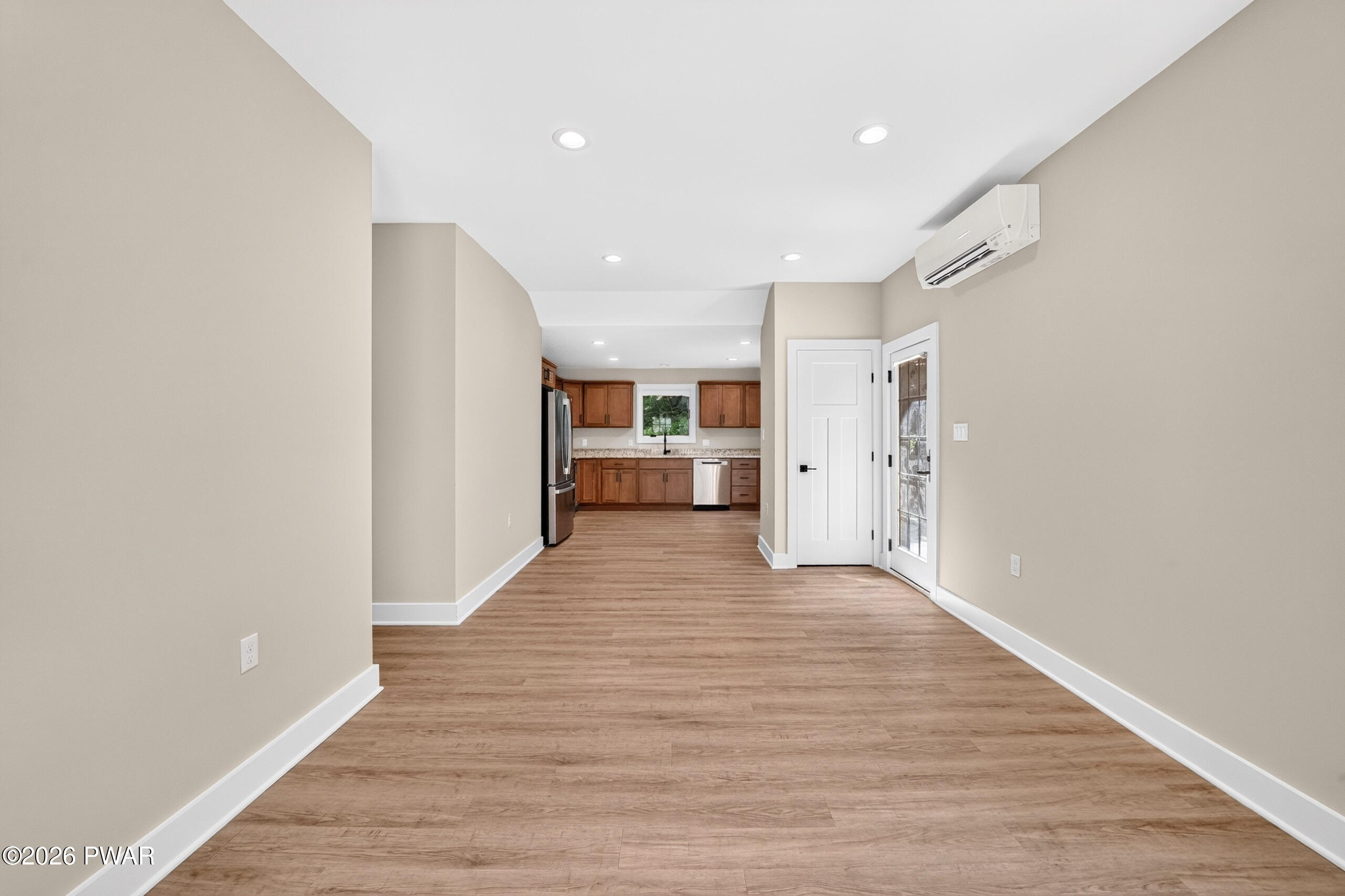 215 Lennon Road Greentown, PA 18426 - Photo 7 of 33