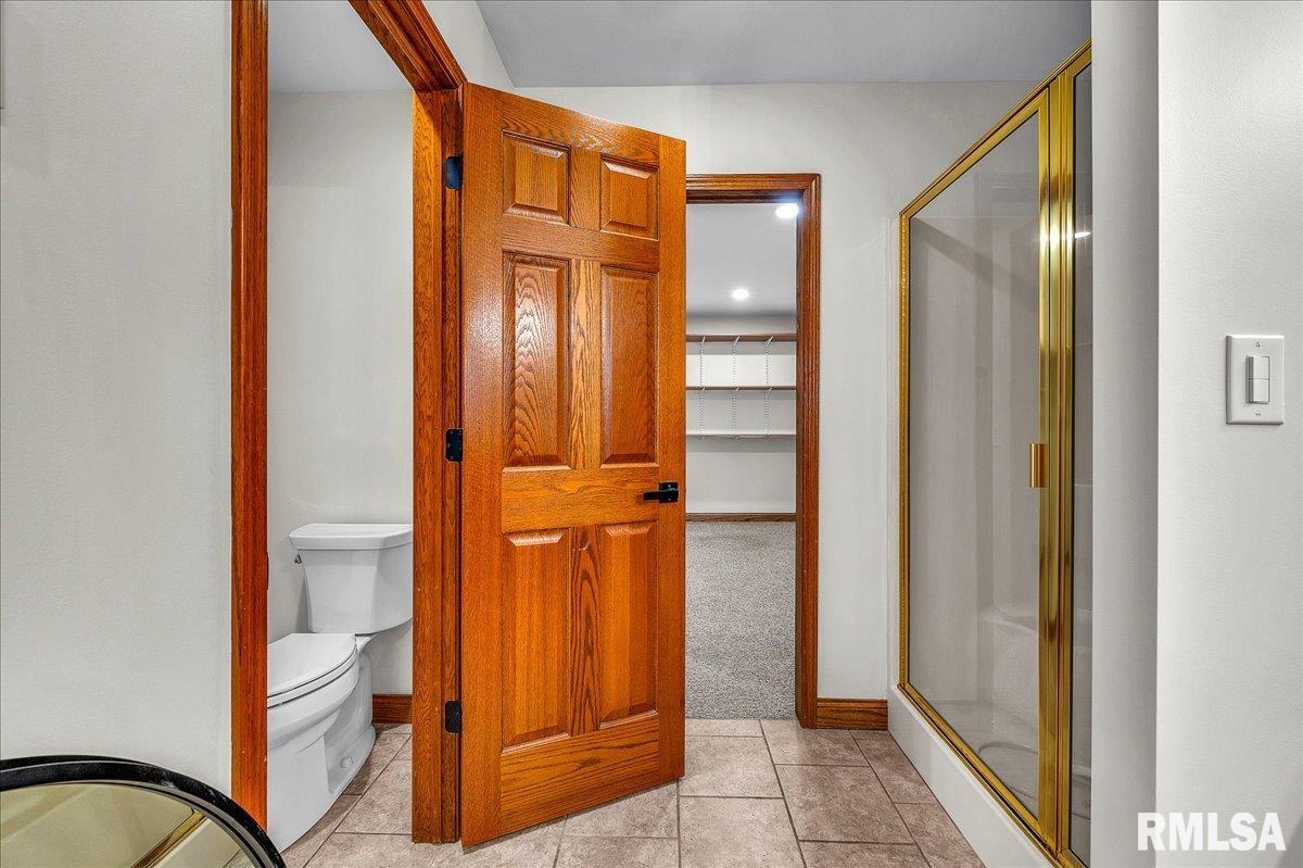 9121 Radnor Road Peoria, IL 61615 - Photo 18 of 27 Gallery Image 18