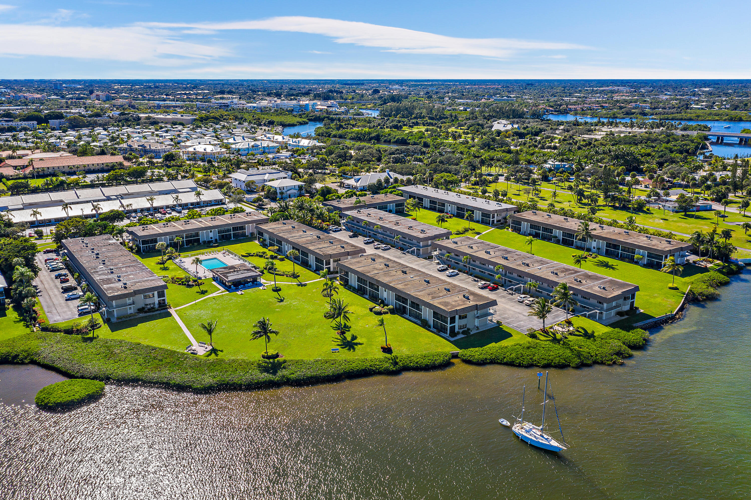 755 Saturn Street, Unit H 206 Jupiter, FL 33477 - Photo 5 of 60 009-JupiterInletCondos-FL-FULL